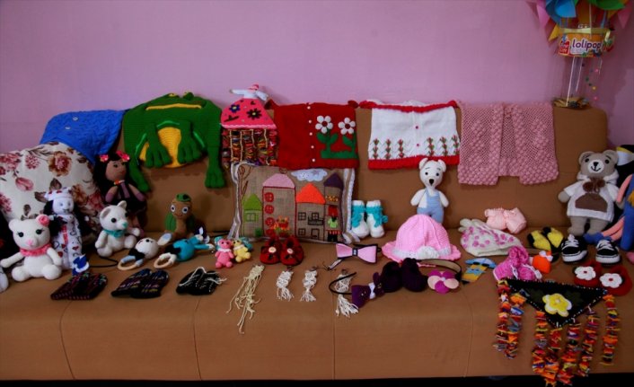 Çorum'da engelliler, el işi kursuyla sosyalleşiyor