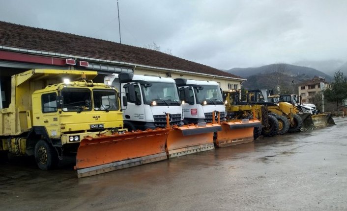 Devrek'te karla mücadele ekipleri göreve hazır