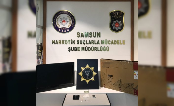 Samsun'da kargoyla gönderilen televizyonun içine zulalanmış uyuşturucu ele geçirildi