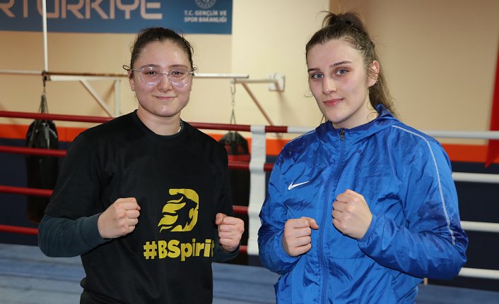 Kadın milli boksörler, Türkiye ve Avrupa'da şampiyon olmak için çalışıyor
