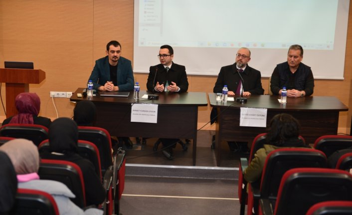 Karabük'te hakimler tecrübelerini öğrencilerle paylaştı