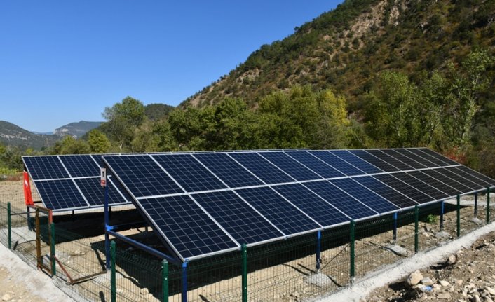 Karabük'te köyün içme suyu güneş enerjisiyle karşılanıyor