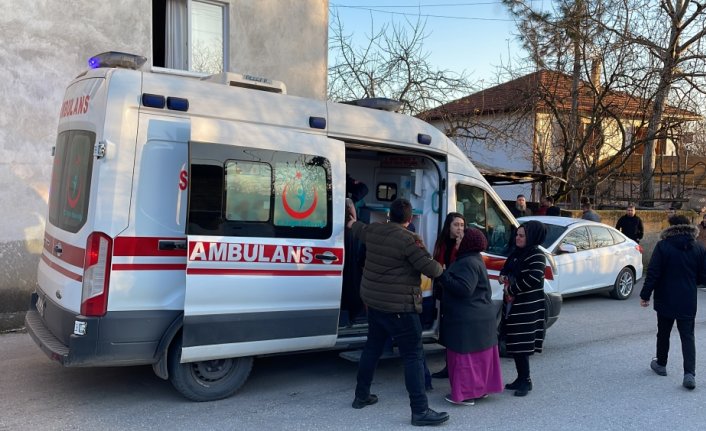 Karabük'te sobadan sızan gazdan zehirlenen yaşlı çiftin cenazeleri defnedildi