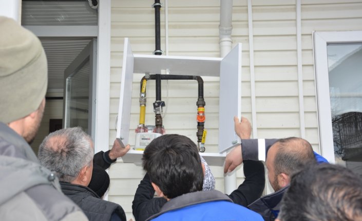 Mengen'de bazı evlerde doğal gaz kullanımına başlandı