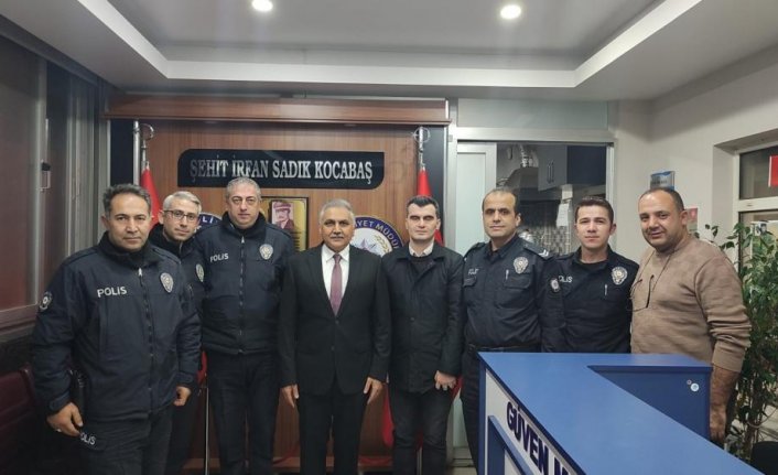 Samsun Emniyet Müdürü Urhal, görevdeki personelin yeni yılını kutladı