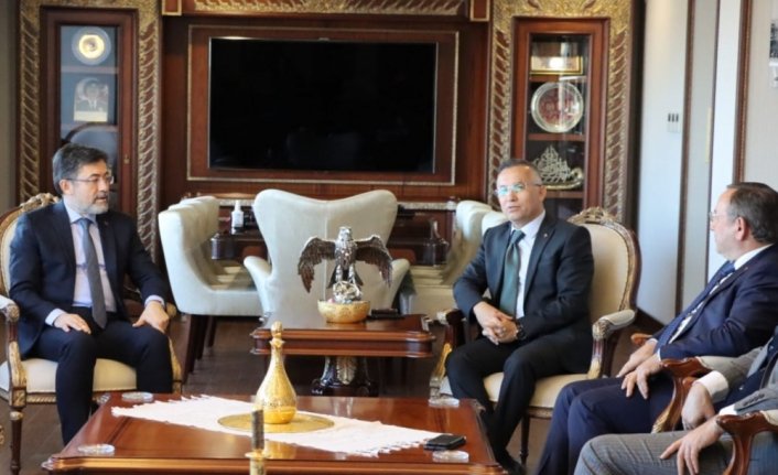 Tarım ve Orman Bakan Yardımcısı Yumaklı, Rize Valisi Çeber'i ziyaret etti