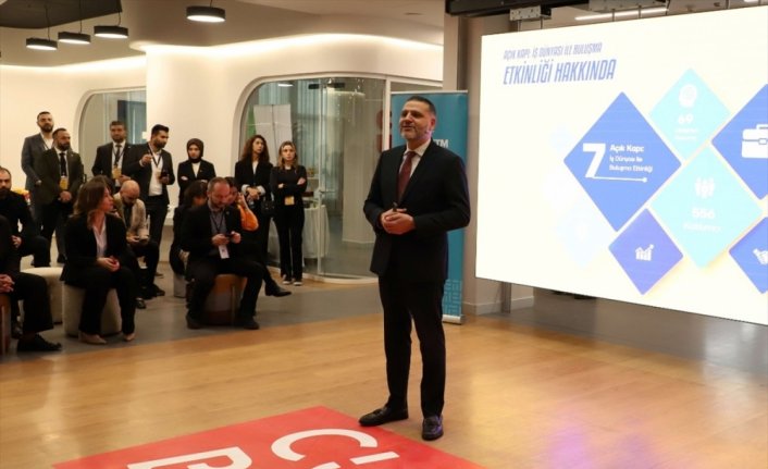 Teknopark İstanbul girişimleri belediye başkanları ve iş insanlarına tanıtıldı