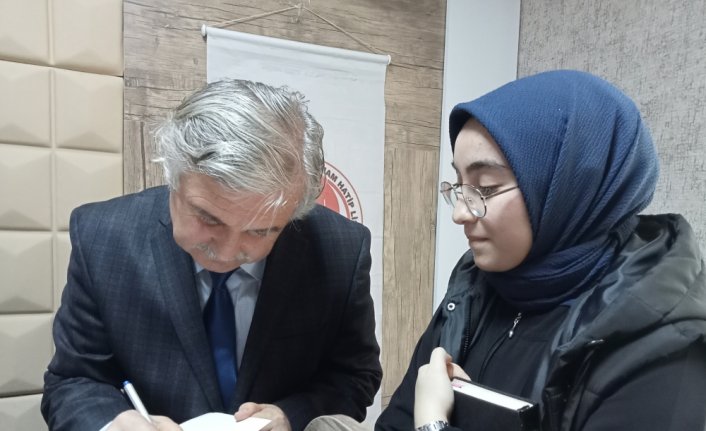 “Termeli Şair ve Yazarlarla Okuma ve Yazma Yolculuğu“ paneli