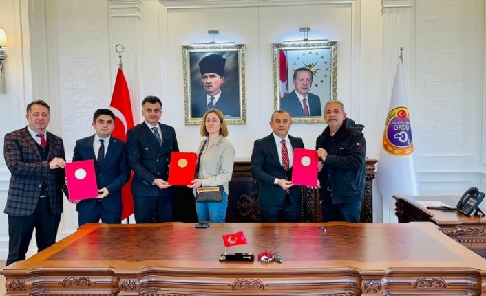 Ulubey'de hayırsever kardeşler konferans salonu yaptıracak