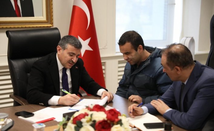 Vali Atay, vatandaşların istek ve taleplerini dinledi