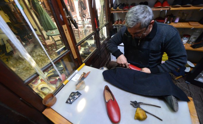 Yemeni üretimi tarihi çarşının tek ustasına emanet