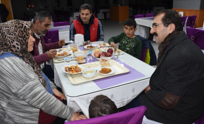 Asrın felaketinden etkilenen 21 depremzede Artvin'e getirildi