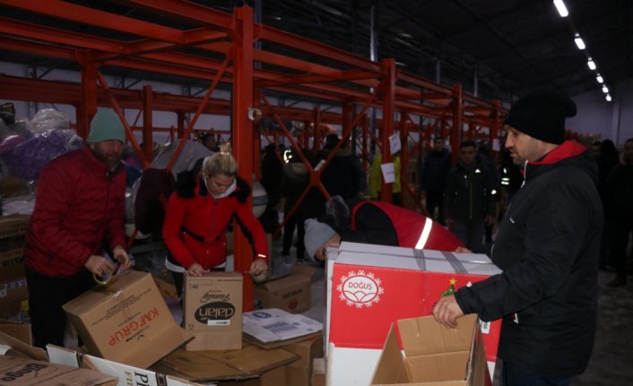 Bolu'dan deprem bölgesine yardımlar devam ediyor