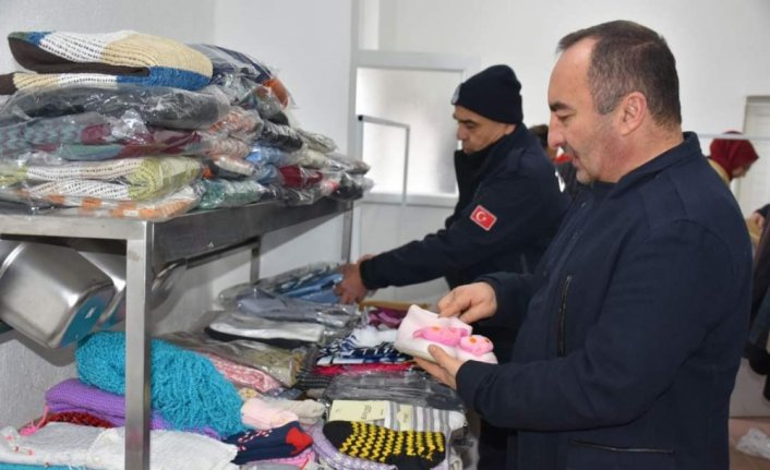 İskilip Belediyesi depremzedeler için hayır çarşısı kurdu