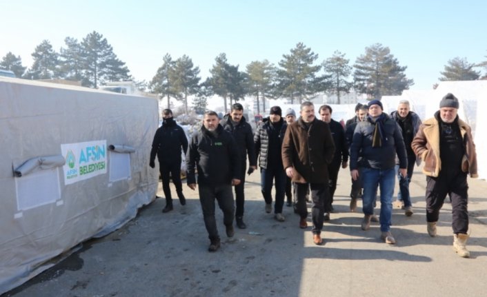 Kahramanmaraş'ın Afşin ilçesinde depremzedeler için 783 çadır kuruldu