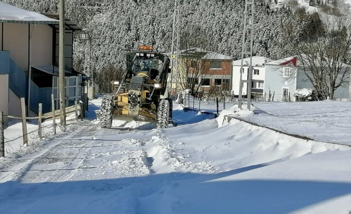 Karadeniz'deki 5 ilde 575 yerleşim yerine ulaşım sağlanamıyor