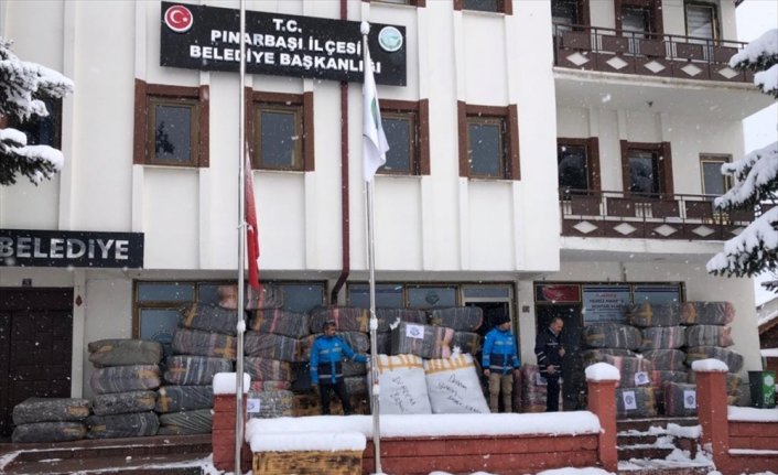 Kastamonu'da tekstil firması ürettiği 6 bin battaniyeyi bölgeye gönderdi