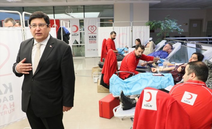 Samsun'da adliye personelinden deprem bölgesi için kan bağışı