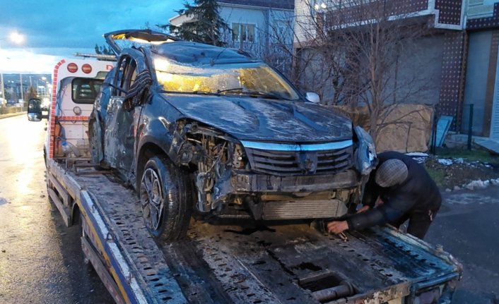 Samsun'da otomobilin devrilmesi sonucu 2 kişi yaralandı