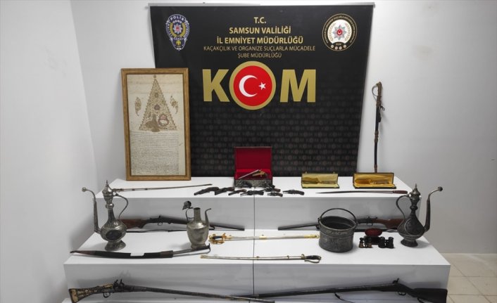 Samsun'da tarihi eser niteliğinde 16 kılıç ele geçirildi