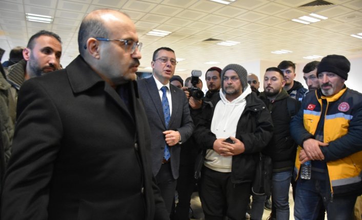 Trabzon'dan 161 kişilik sağlık ekibi deprem bölgesine gitti