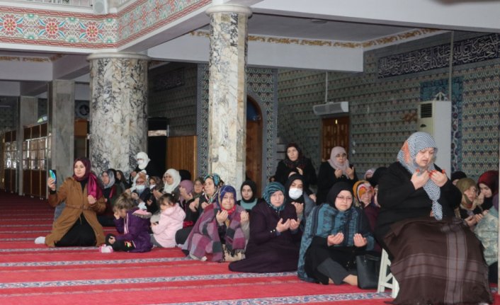 Umre için kutsal topraklara gidecek kafile Havza'dan yola çıktı