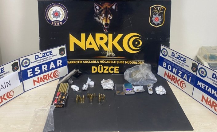 Düzce'de uyuşturucu operasyonunda 3 zanlı yakalandı
