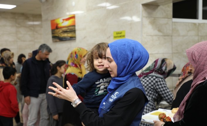 Rize'de 78 depremzedenin ihtiyaçları Ensar Vakfınca karşılanıyor