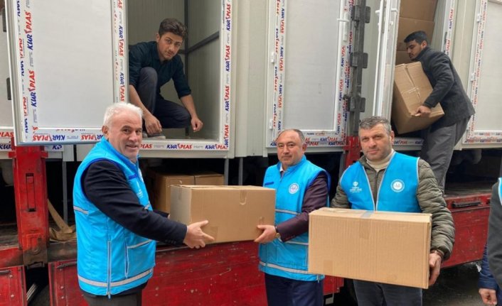 Samsun'dan deprem bölgesine temizlik malzemeleri gönderildi