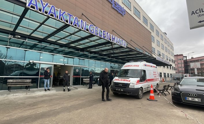 Zonguldak'ta işçi servisi ile tırın çarpıştığı kazada 6 kişi yaralandı