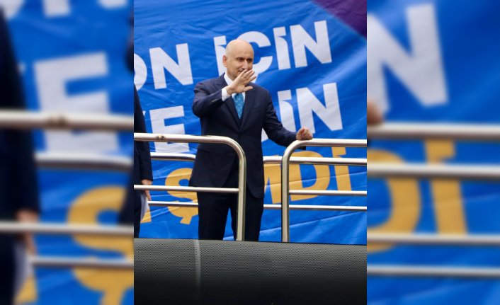 Bakan Karaismailoğlu, Beşikdüzü'nde konuştu: