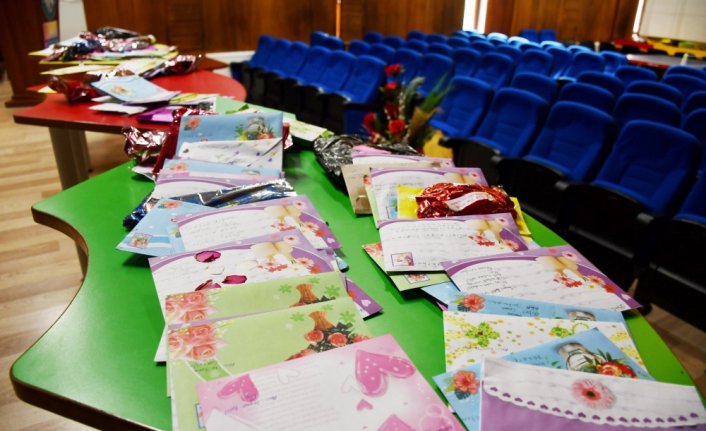 Depremzede öğrencilerin akranlarına gönderdiği teşekkür mektupları duygulandırdı