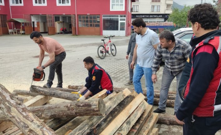 Devrek'te belediyenin arama kurtarma ekibine “domuzdamı“ yöntemi öğretildi