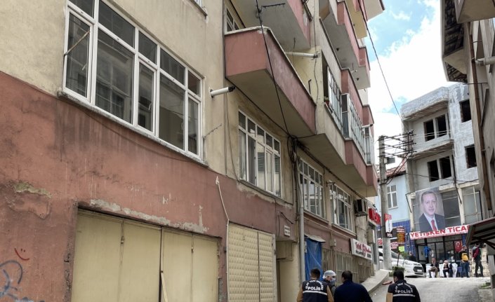 Kastamonu'da bir bebek evinde ölü bulundu