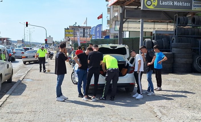 Samsun'da otomobil ile motosikletin çarpıştığı kazada 2 kişi yaralandı