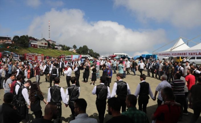 31. Uluslararası Akçaabat Müzik ve Halk Oyunları Festivali başladı