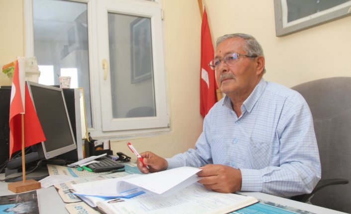 Amasyalı muhtar, maaşıyla 5 üniversite öğrencisine burs veriyor