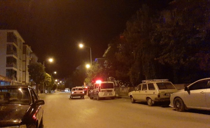 Çorum'da evlerinin balkonlarından düşen 2 çocuk yaralandı