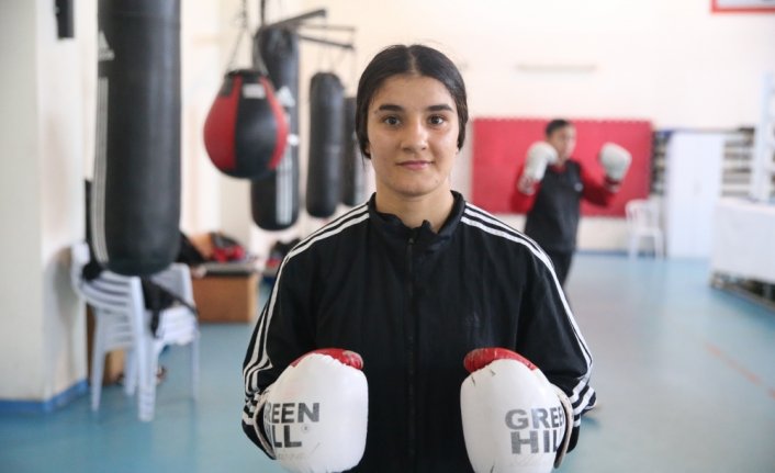 Kovid-19'a yakalanınca gidemediği Avrupa'dan bu sefer madalyayla dönmek istiyor