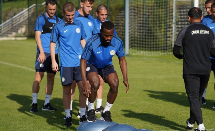 Rizespor'un Erzurum kampı devam ediyor