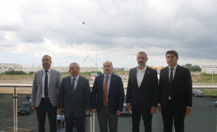 Samsun Valisi Zülkif Dağlı, Çarşamba OSB'de incelemelerde bulundu
