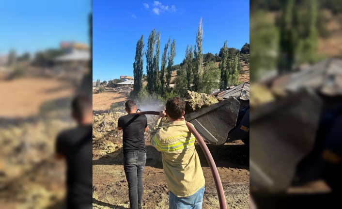 Alucra'da ev ve samanlık yandı