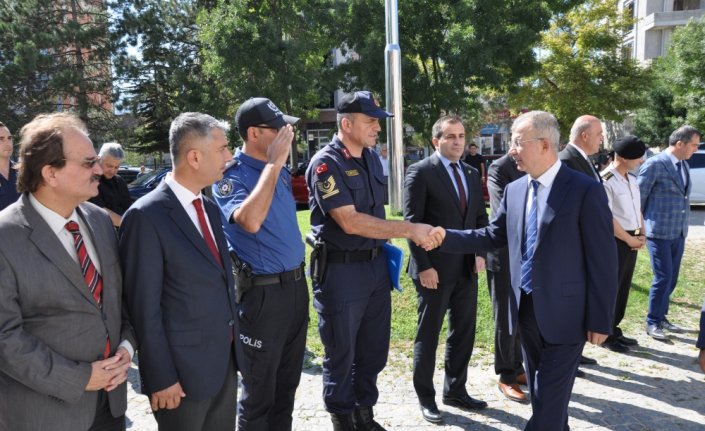 Amasya Valisi Doruk Gümüşhacıköy'de ziyaretlerde bulundu