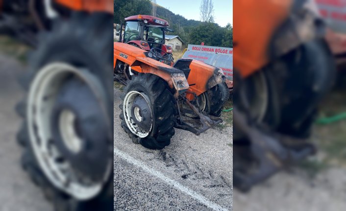 Bolu'da saman balyaları yüklü traktörde çıkan yangın söndürüldü