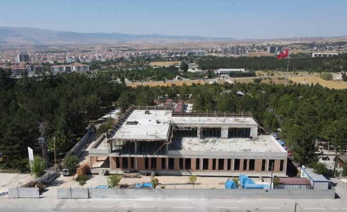 Çorum Belediyesince inşası sürdürülen hastane sahipsiz hayvanlara şifa dağıtacak