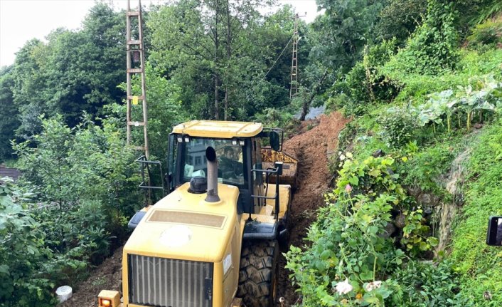 Rize'de şiddetli yağış nedeniyle 8 ev tedbir amacıyla boşaltıldı