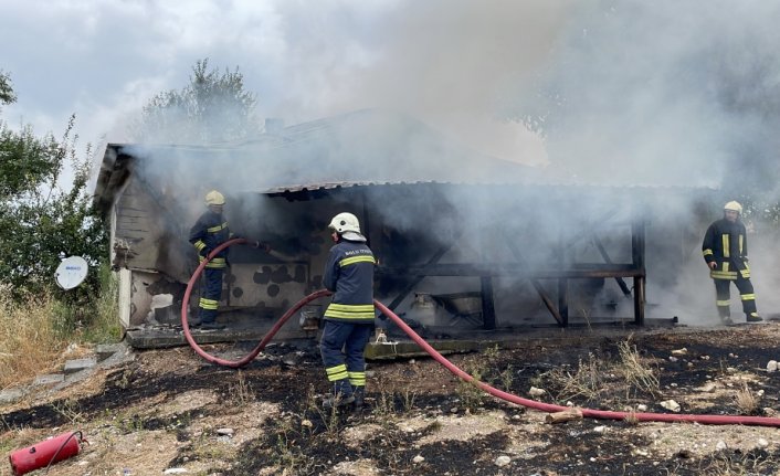 Bolu'da bir evde çıkan yangın söndürüldü