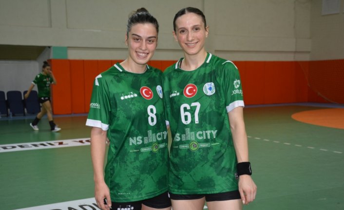 Görele Belediyesi hentbol oyuncularının milli takım mutluluğu