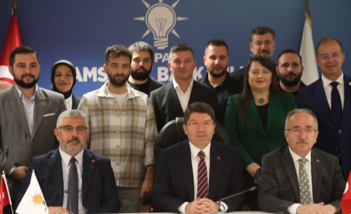 Adalet Bakanı Tunç, AK Parti Samsun İl Başkanlığını ziyaretinde konuştu:
