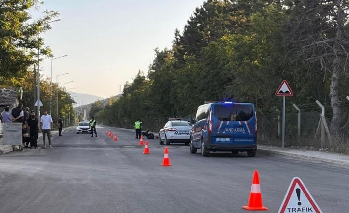 Amasya'da devrilen motosikletin 13 yaşındaki sürücüsü öldü